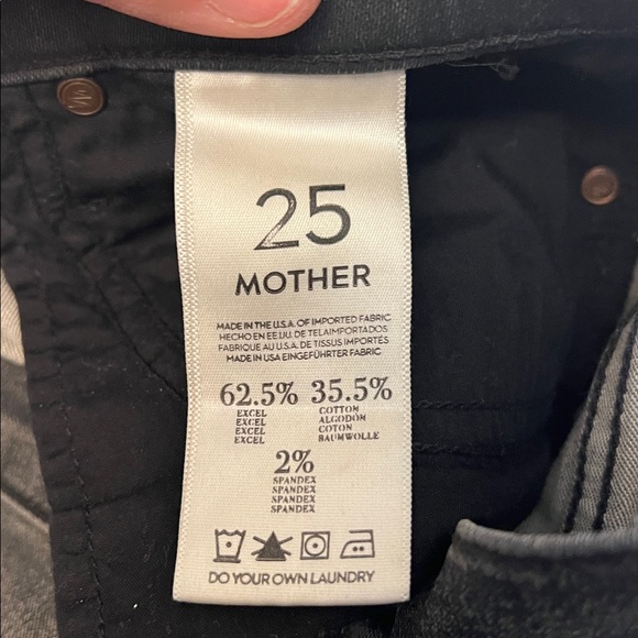 MOTHER THE RUNAWAY IN LIES & SHADOWS LOW RISE BLACK WASH FLARE DENIM SIZE 25 - Picture 10 of 16